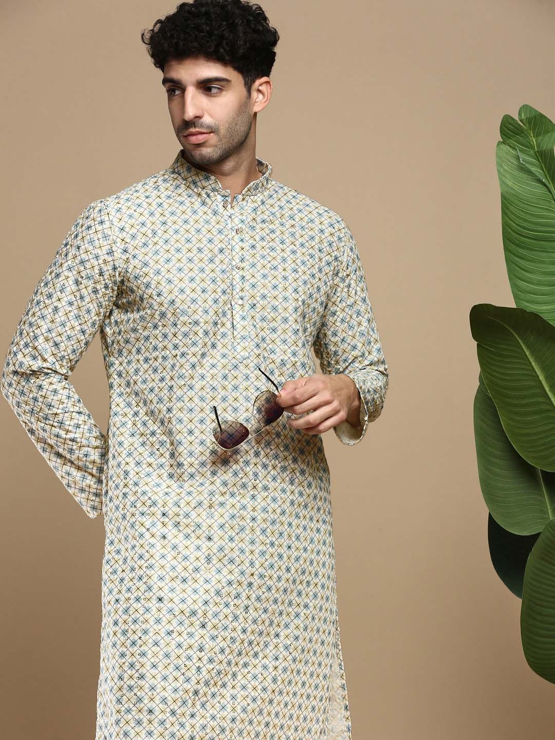 

Anouk Yellow Geometric Embroidered Sequinned Mandarin Collar Cotton Straight Kurta
