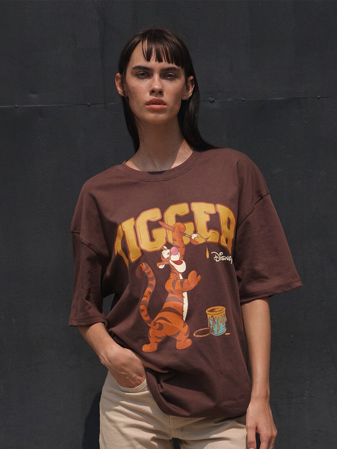 

Bonkers Corner Brown Tigger Printed Round Neck Oversized T-shirt