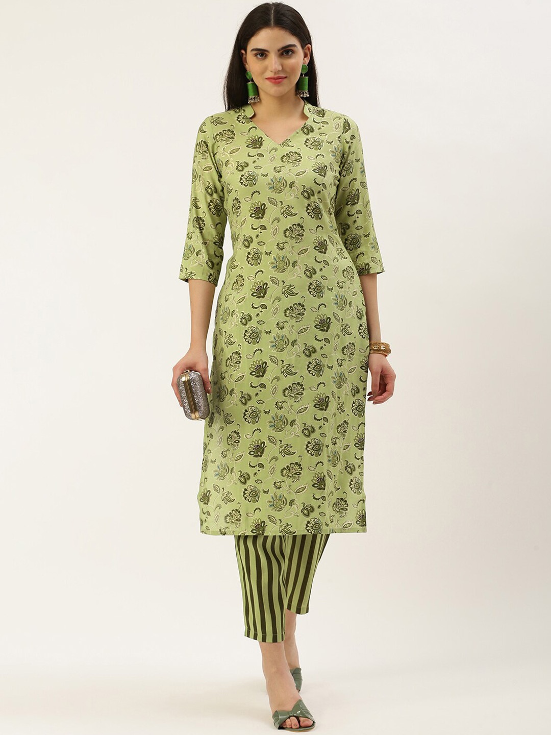 

KALINI Floral Printed Mandarin Collar Straight Kurta with Trousers, Green