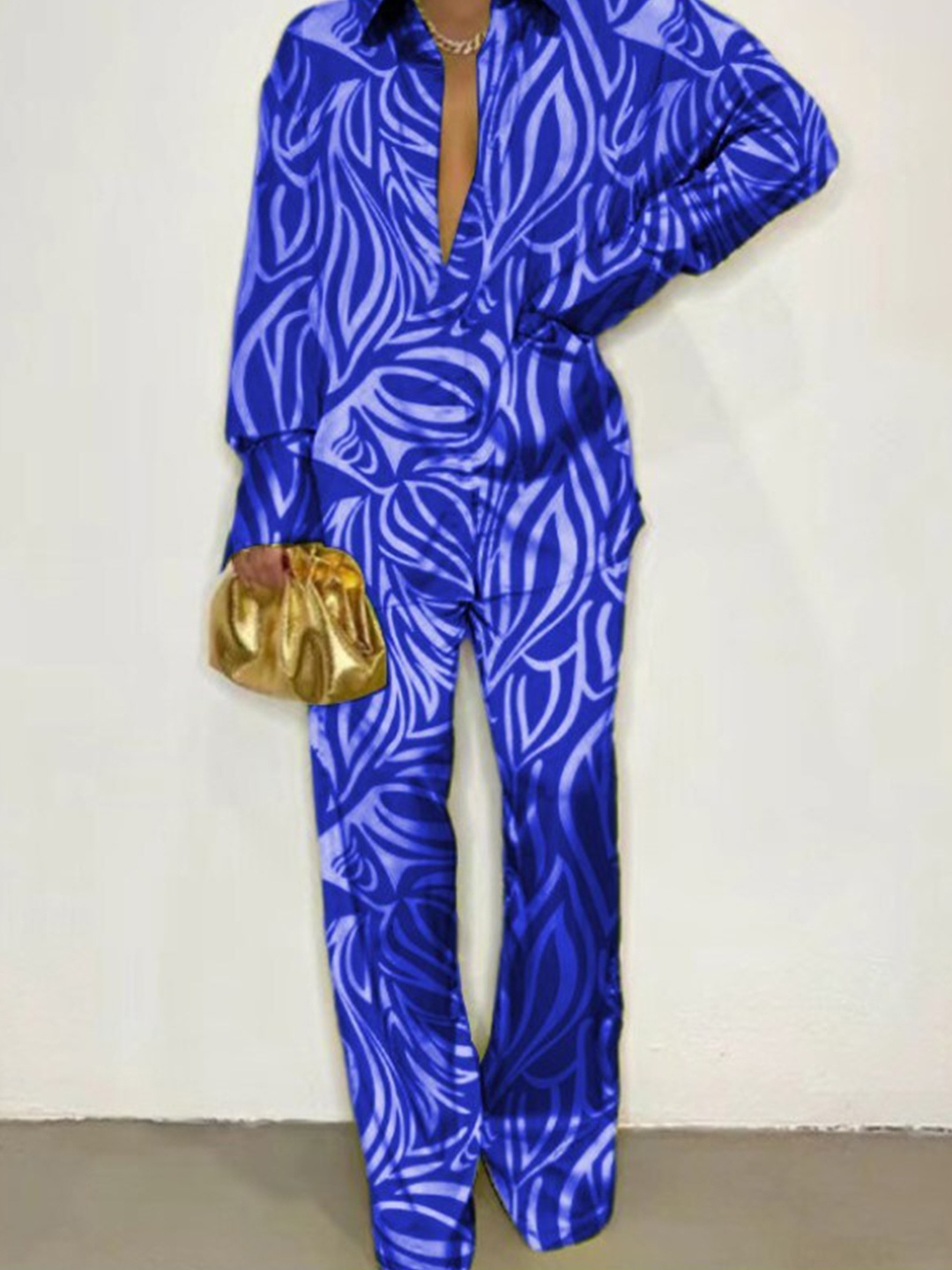 

StyleCast x Revolte Printed Top & Trousers Co-Ords Set, Blue