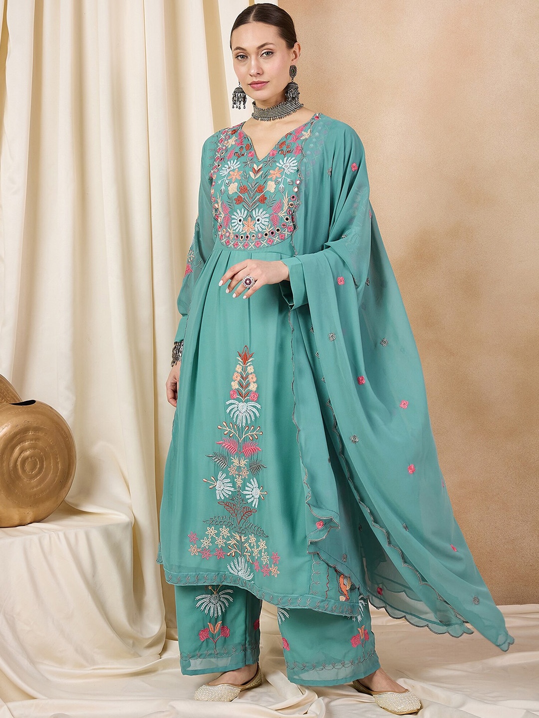 

RAJGRANTH Ethnic Motifs Embroidered Regular Thread Work Kurta with Palazzos & Dupatta, Turquoise blue