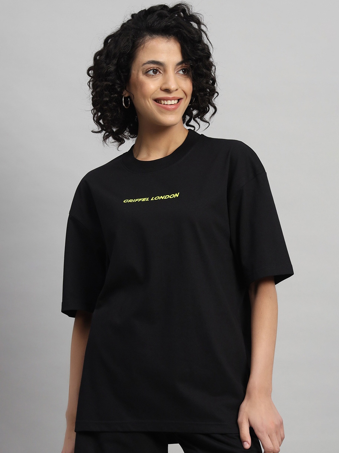 

GRIFFEL Typography Drop-Shoulder Sleeves T-shirt, Black