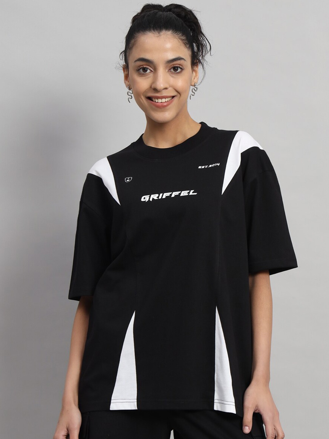 

GRIFFEL Round Neck Drop-Shoulder Sleeves Oversized Cotton T-shirt, Black