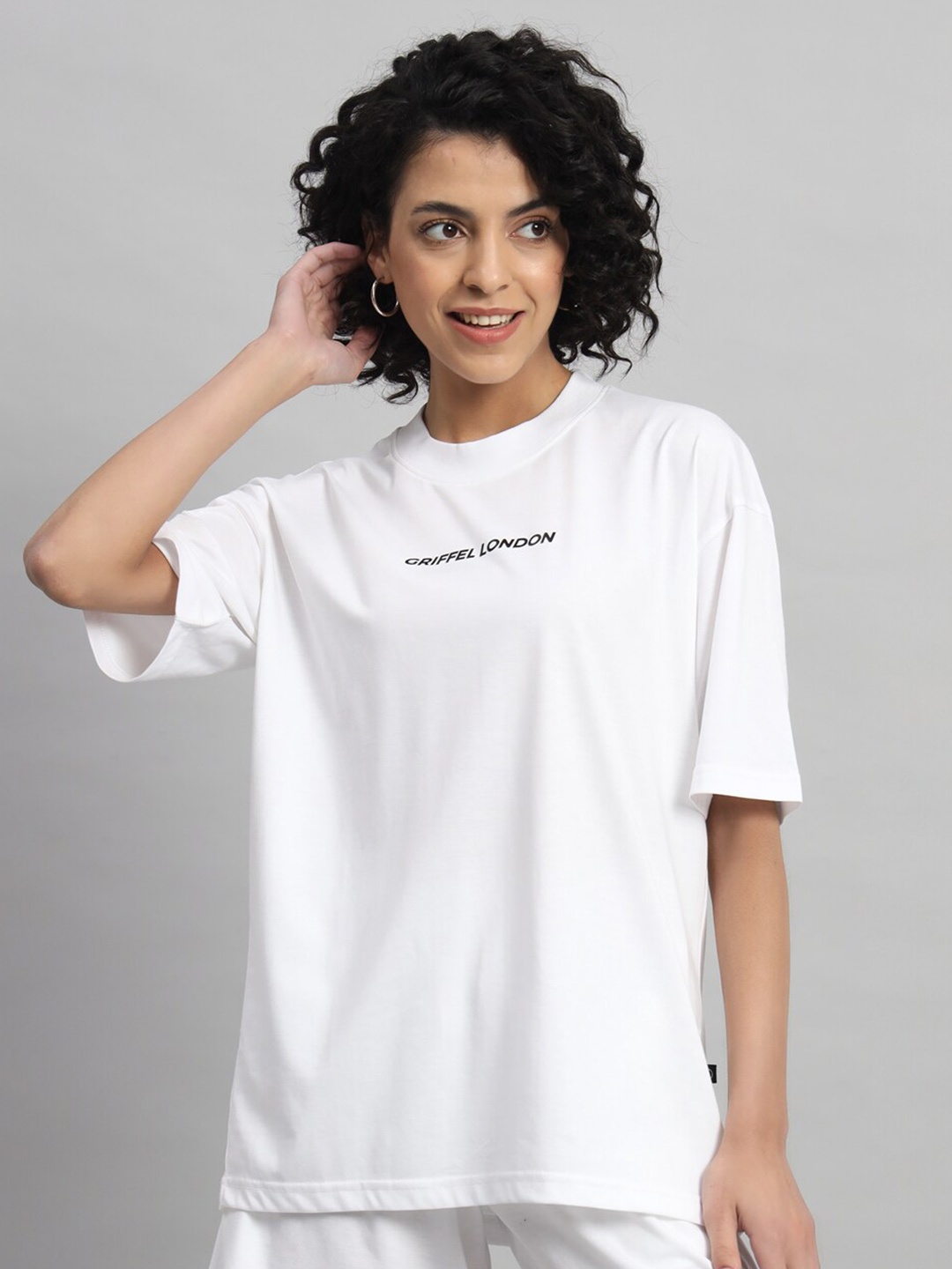 

GRIFFEL Round Neck Drop-Shoulder Sleeves Cotton Oversized T-shirt, White