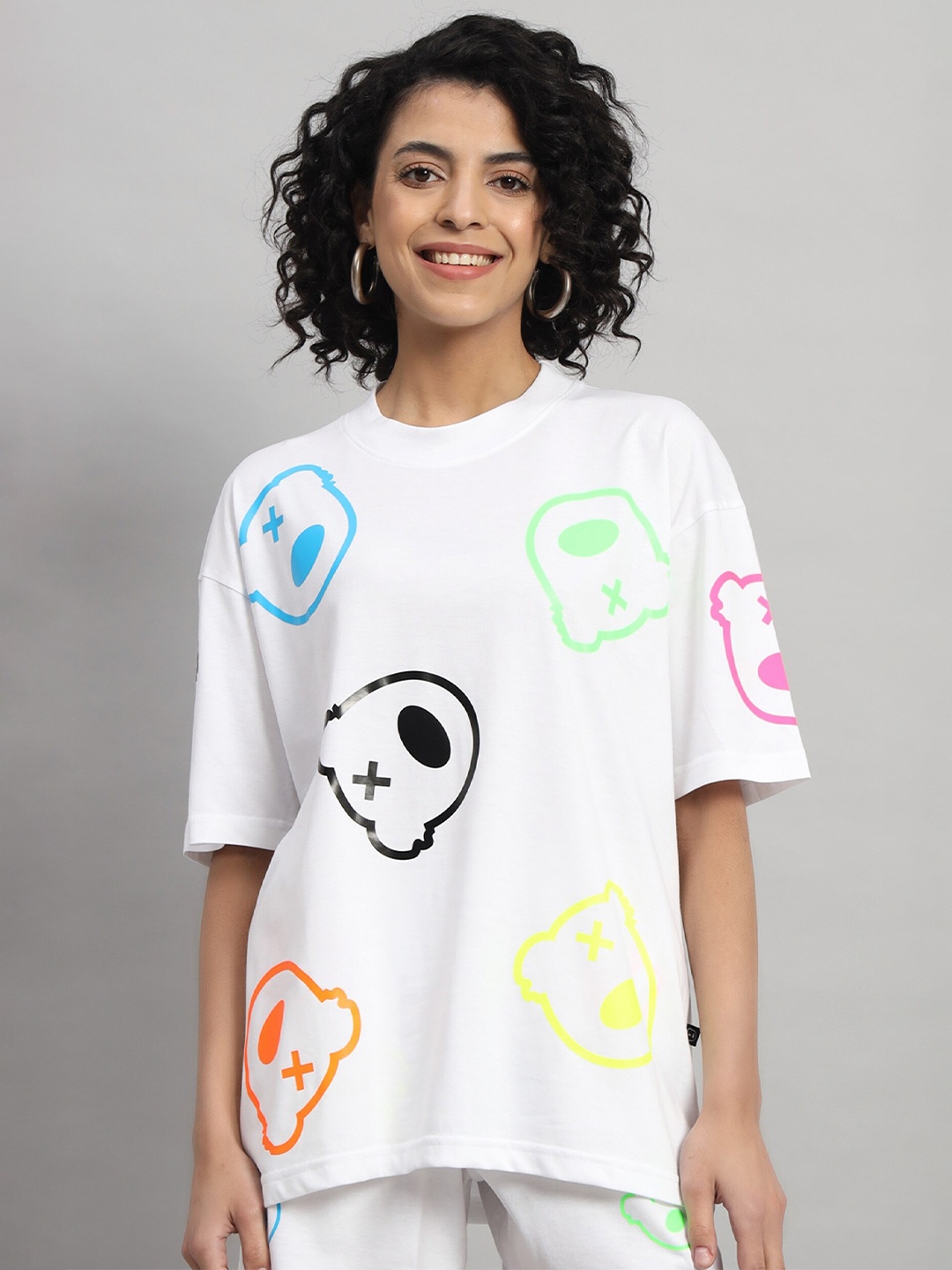 

GRIFFEL Printed Round Neck Applique Cotton Oversized T-shirt, White