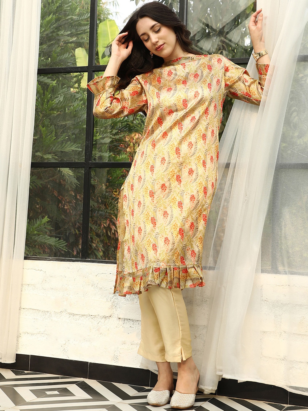 QISSA Floral Printed Straight Kurta, Olive