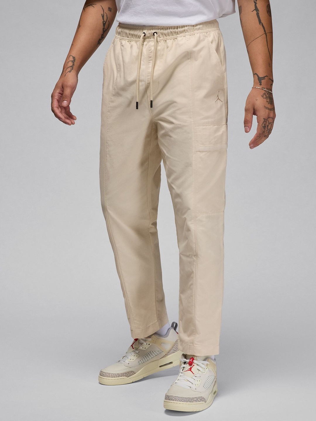 

Nike Jordan Essentials Men's Woven Trousers, Cream
