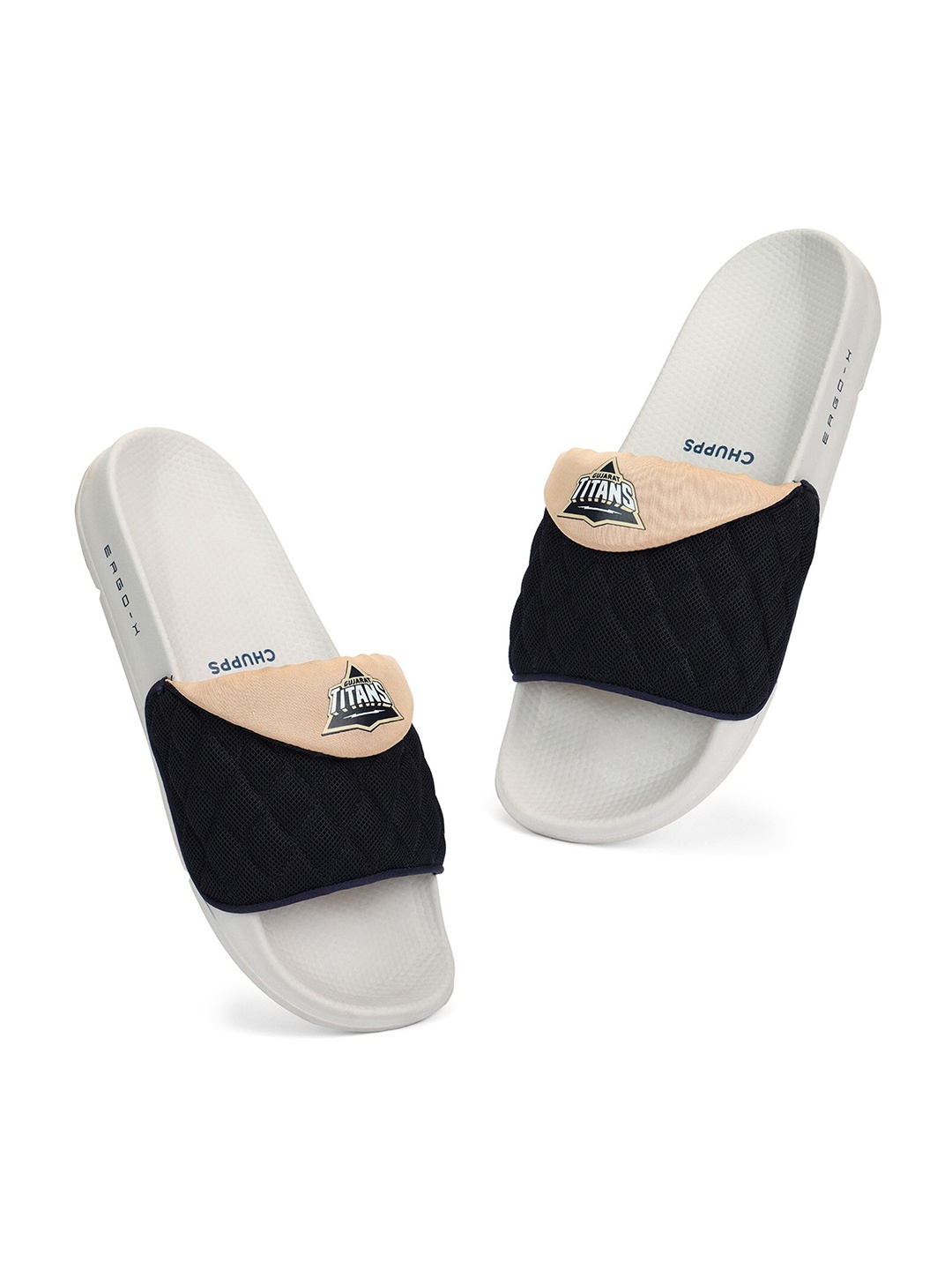 

CHUPPS Men Official Gujarat Titans Quilted GT Sliders, Beige
