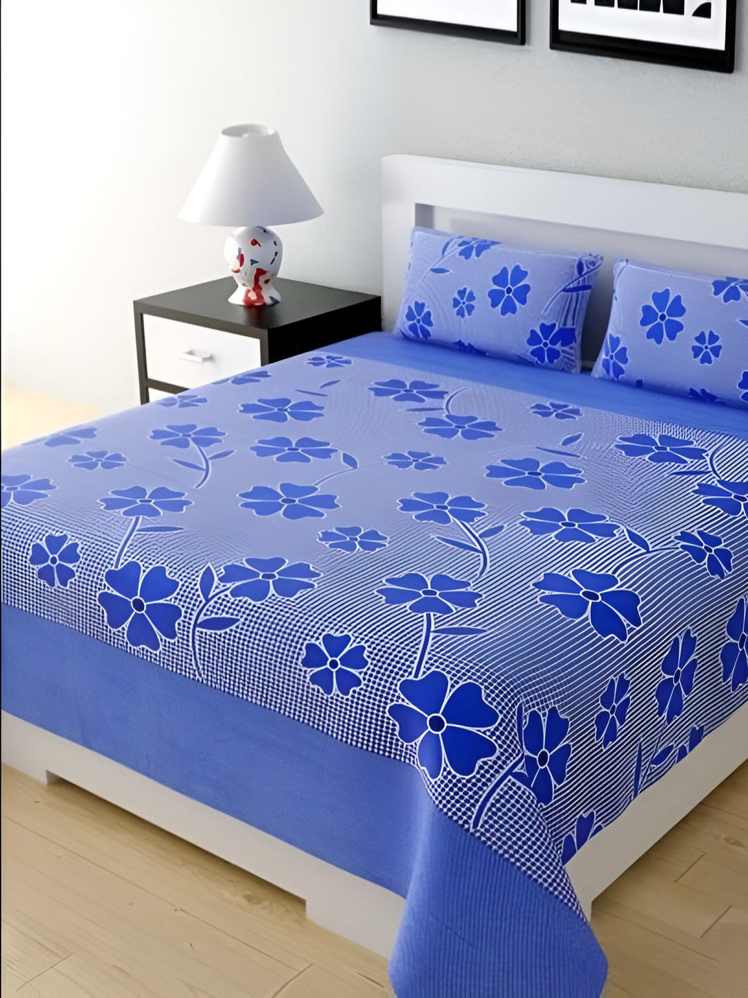 

Supreme Home Collective Blue 144 TC Queen Bedsheet with 2 Pillow Covers
