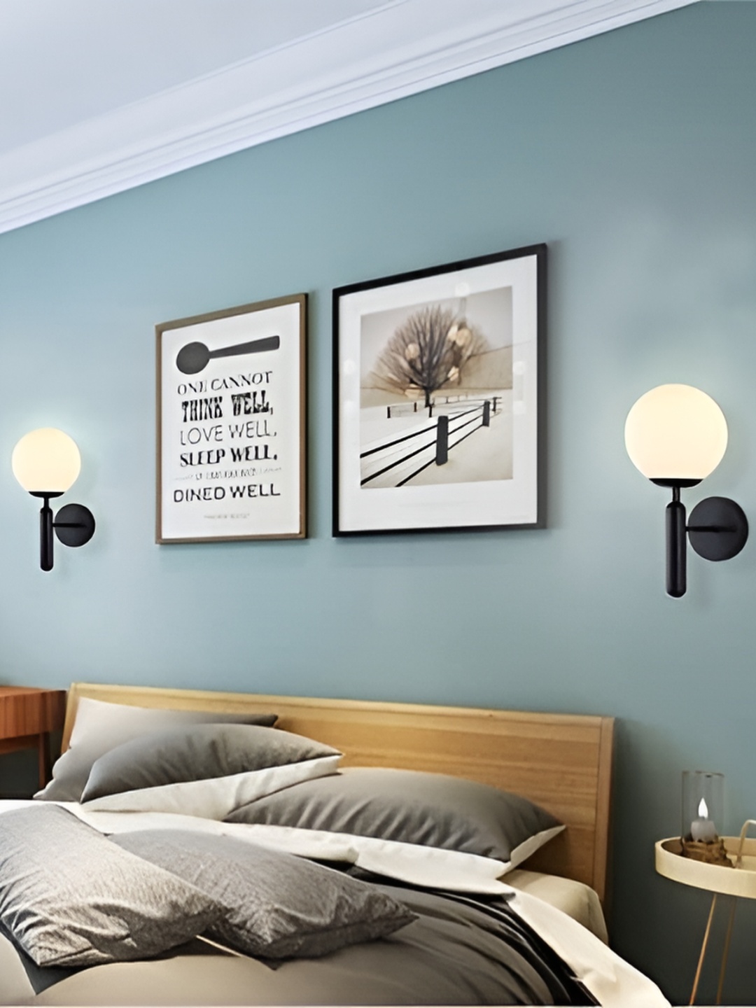 

Areezo Black & White 2 Pieces Spherical Iron Wall Lamps