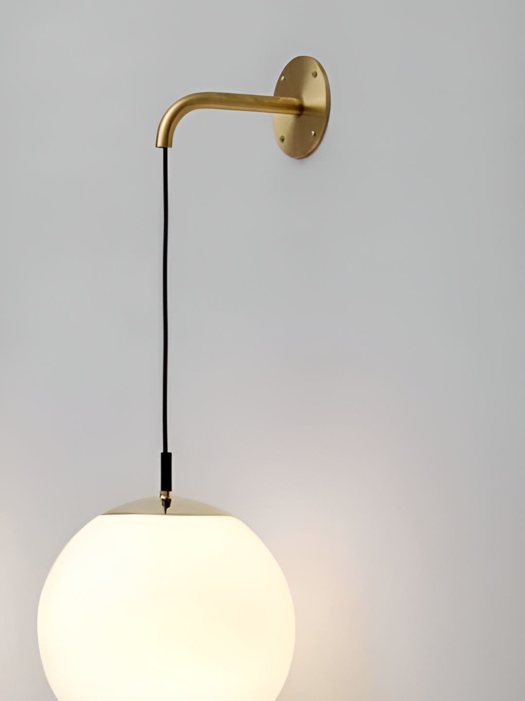 

Areezo Gold-Toned Metal Wall Lamp