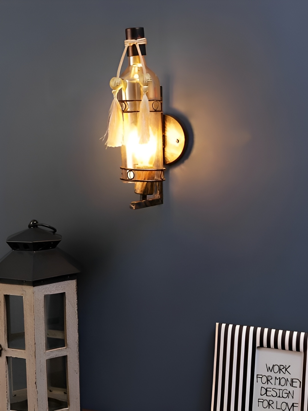 

Areezo Copper-Toned Metal Cylinder Shaped Wall Lamp