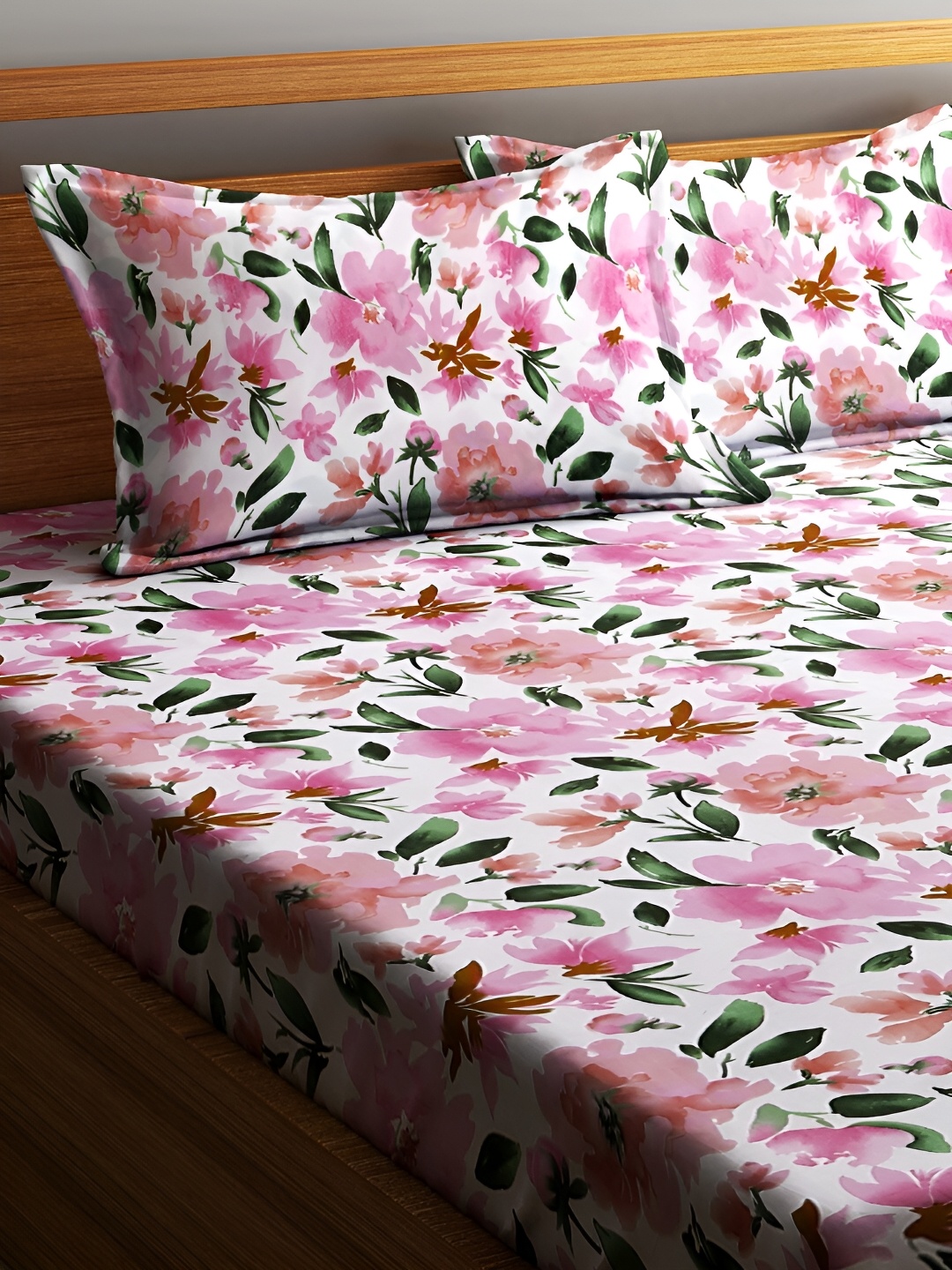 

Home Sizzler Pink & White Floral 144 TC Queen Bedsheet with 2 Pillow Covers