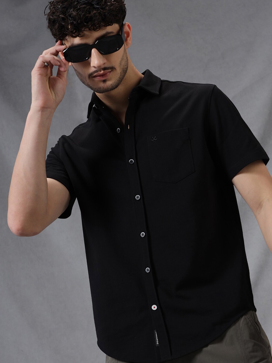 

WROGN Comfort Spread Collar Short Sleeves Regular Fit Casual Shirt, Black