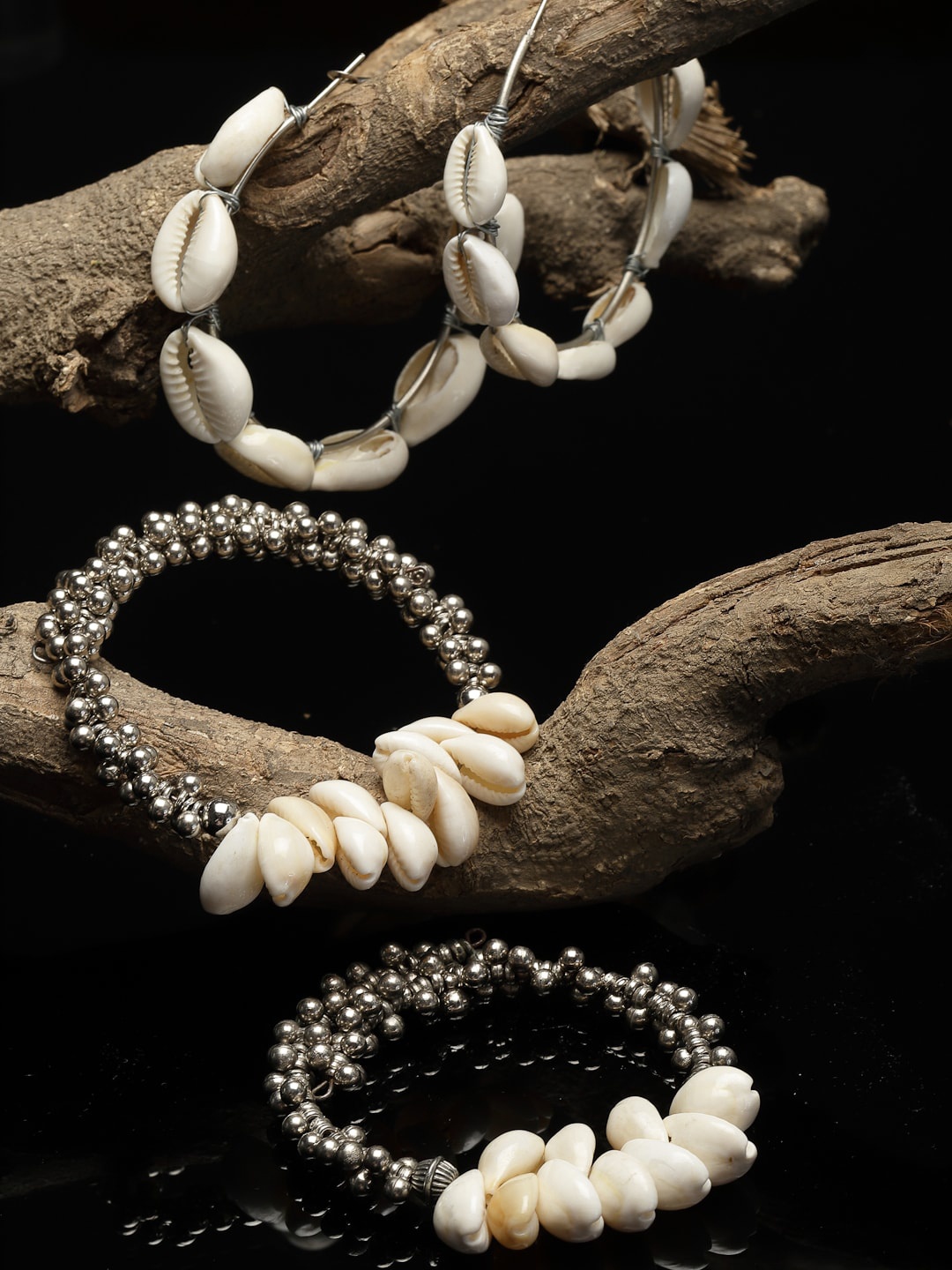 

CHUI MUI Set Of 2 Circular Hoop Earrings & Bangles, Cream
