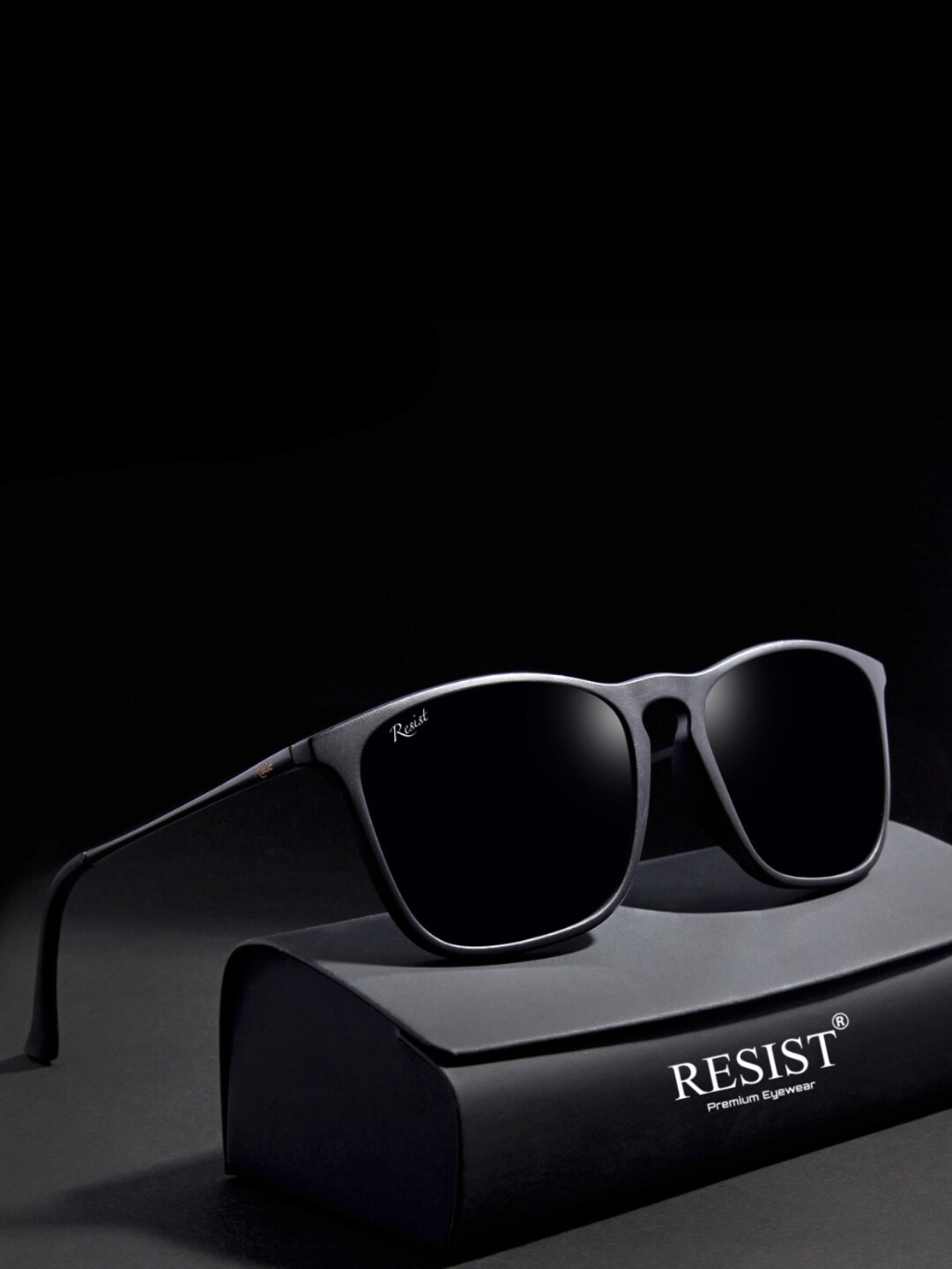 

RESIST EYEWEAR Unisex Wayfarer Sunglasses with UV Protected Lens SERGIUS BLK BLACK
