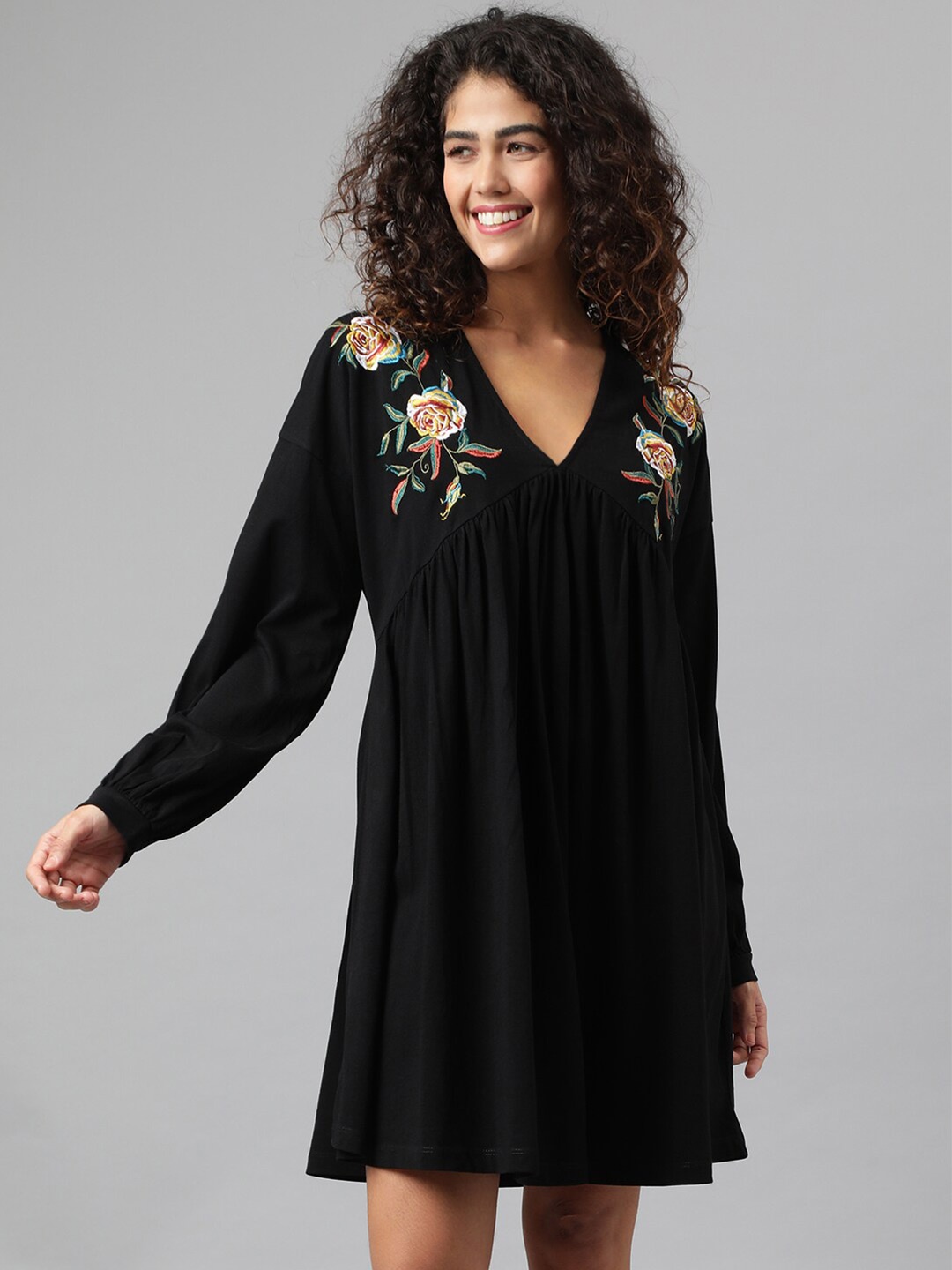 

ANAI V-Neck Cotton Puff Sleeve A-Line Dress, Black