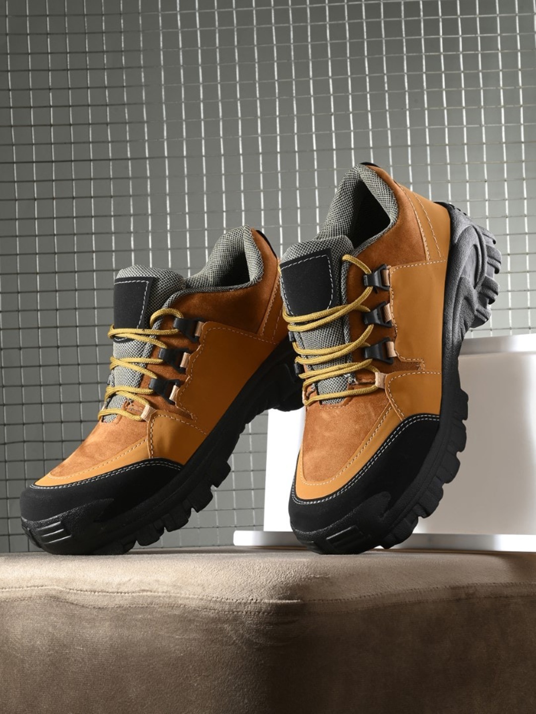KARADDI Men Textured Regular Boots, Tan