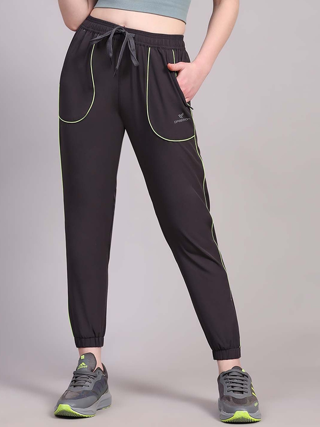 

Dpassion Women Mid-Rise Running Sports Joggers, Grey