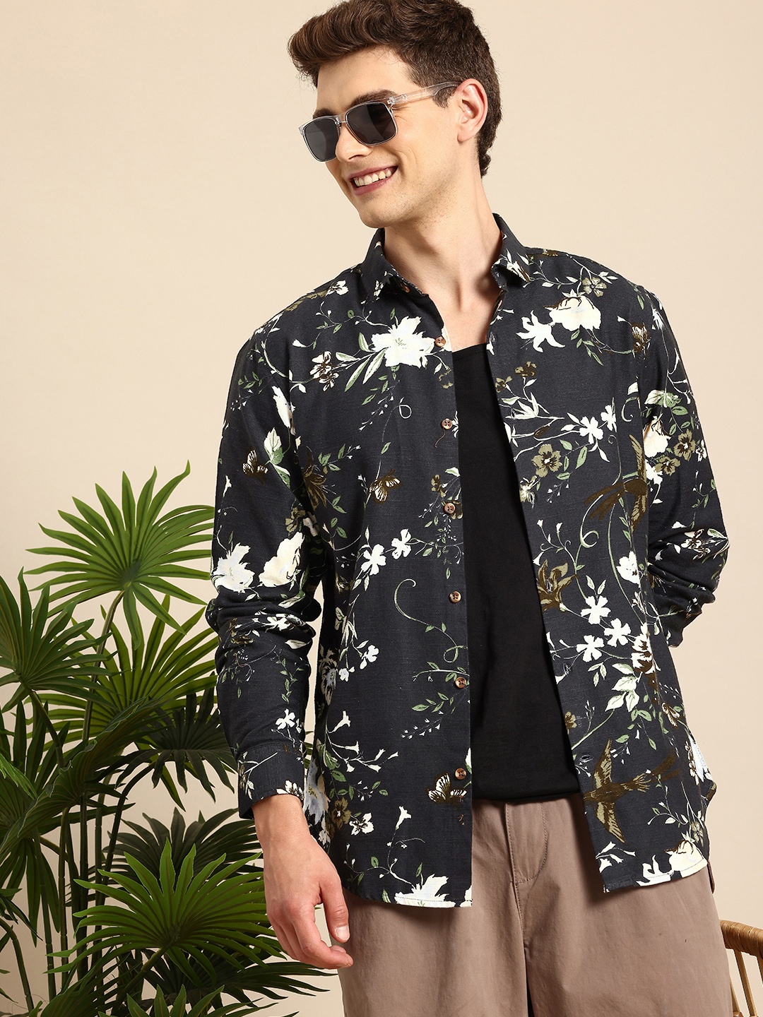 

Mast & Harbour Men Floral Printed Casual Shirt, Navy blue