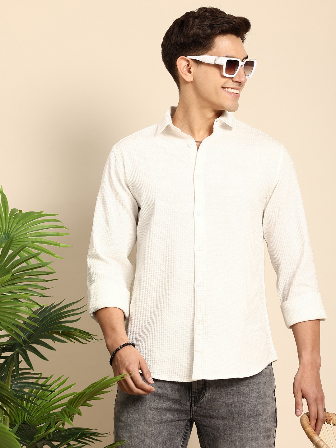 

Mast & Harbour Men Textured Pure Cotton Casual Shirt, White