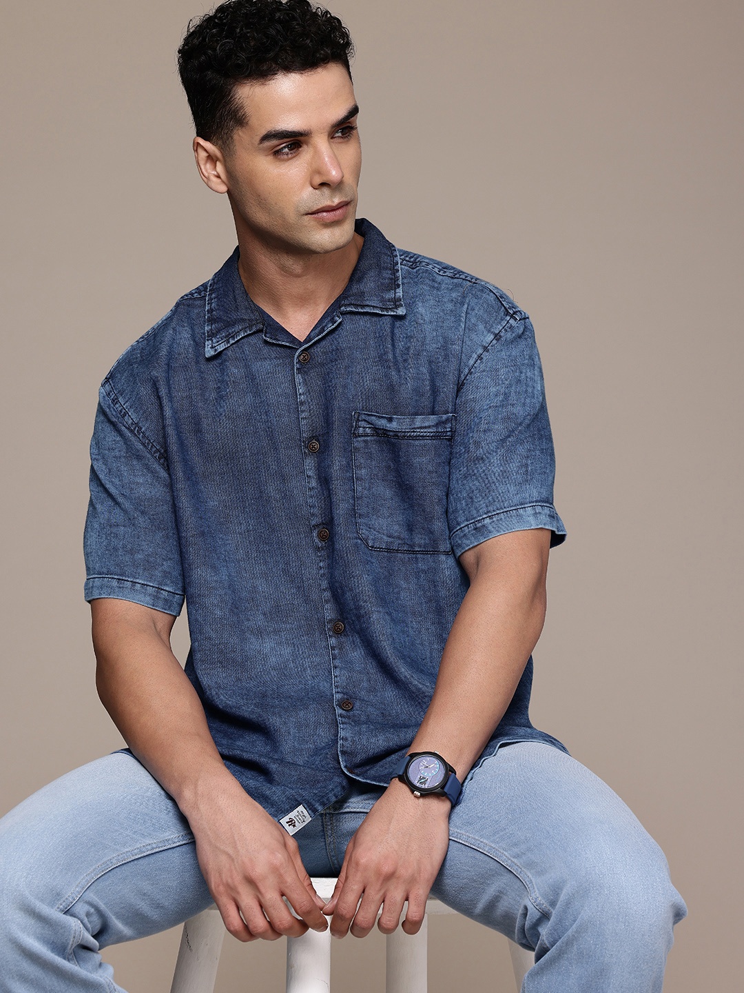 

Roadster Men Cuban Collar Relaxed Fit Pure Cotton Denim Casual Shirt, Navy blue