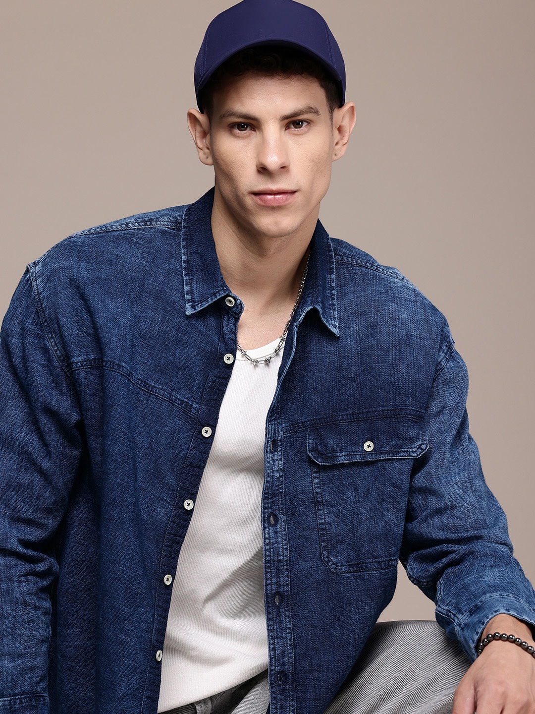 Roadster Men Faded Oversized Pure Cotton Denim Casual Shirt, Navy blue