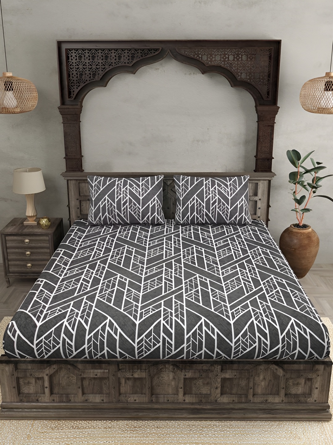 

Innovative Edge Grey Geometric Cotton 160 TC Fitted King Bedsheet with 2 Pillow Covers