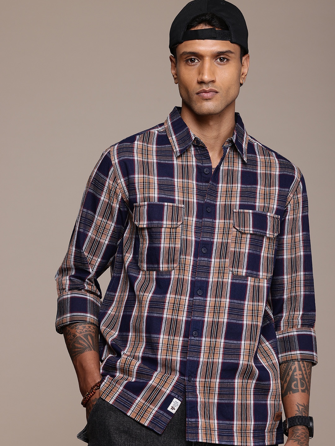 

Roadster Men Pure Cotton Casual Shirt, Navy blue
