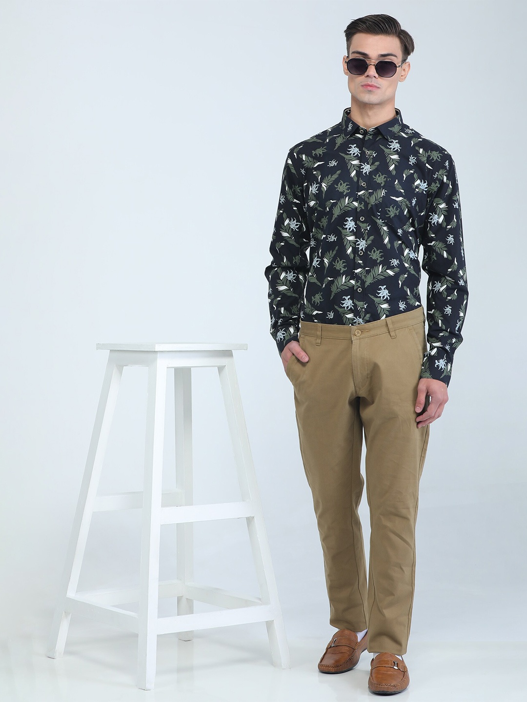 

TQS Printed Spread Collar Cotton Casual Shirt, Black