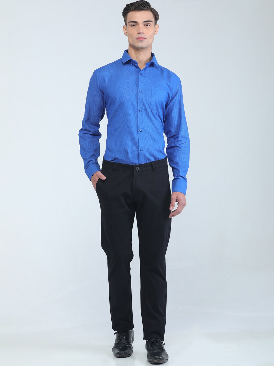 

TQS Spread Collar Cotton Formal Shirt, Navy blue