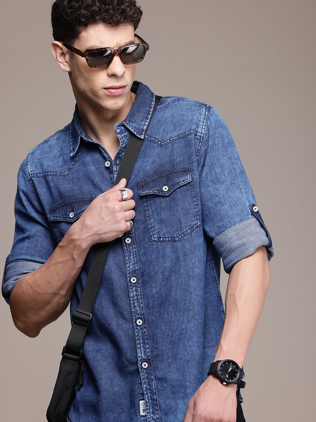 

Roadster Men Pure Cotton Casual Denim Shirt, Navy blue