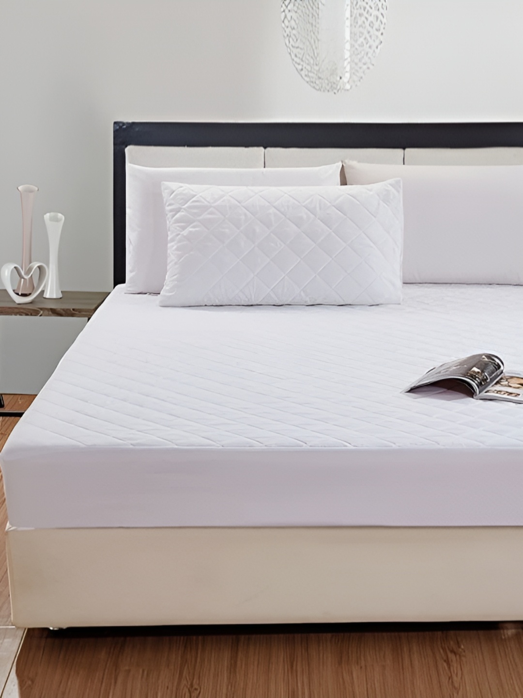 

Comfowell White Cotton Fitted King Size Waterproof Mattress Cover