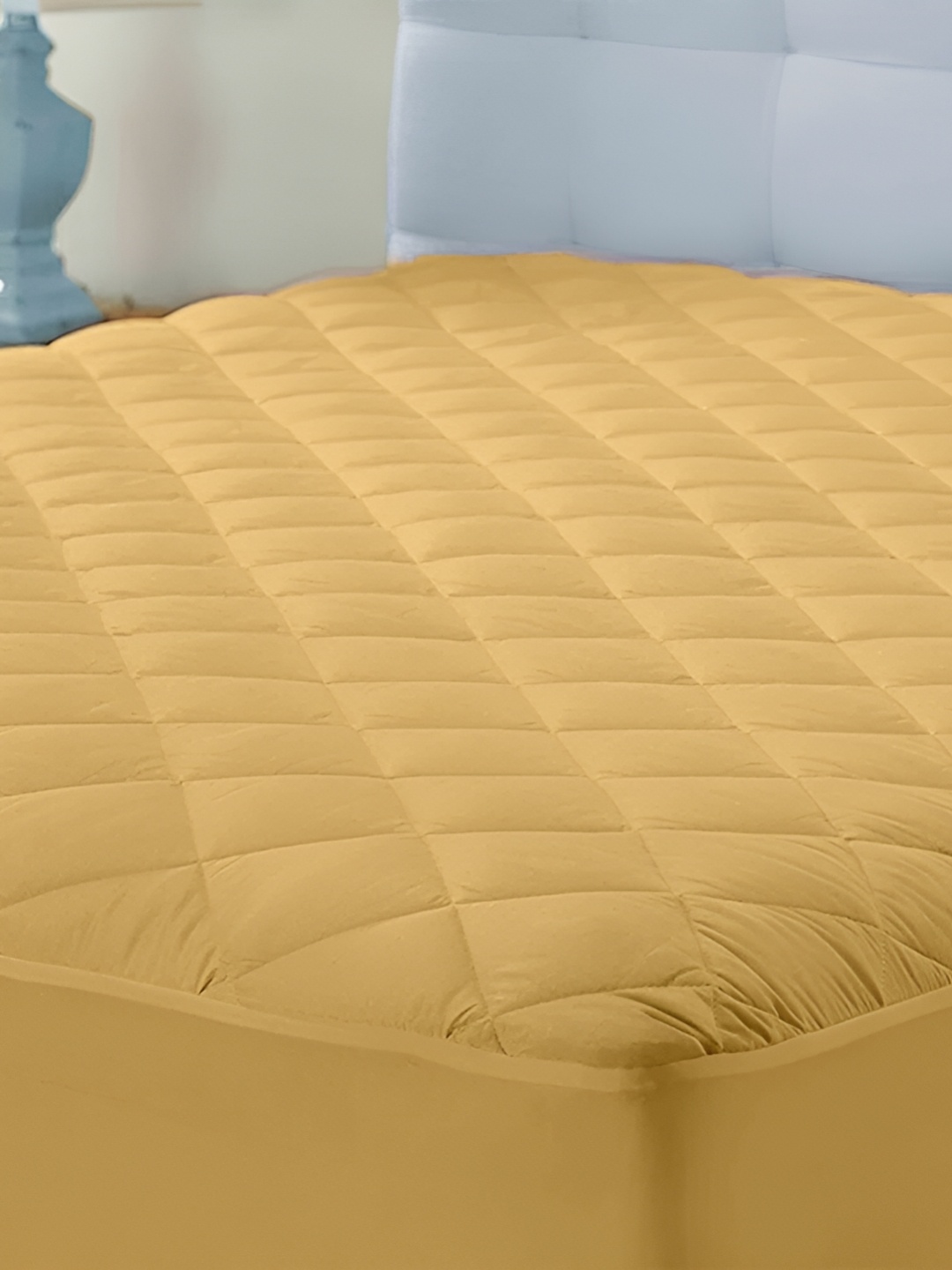 

Comfowell Beige Quilted Fitted Queen Size Water Resistant Mattress Protector