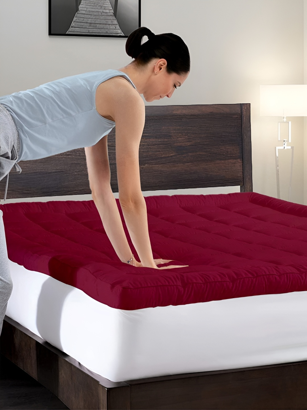 

Comfowell Maroon Cotton Water Resistant Mattress Protector