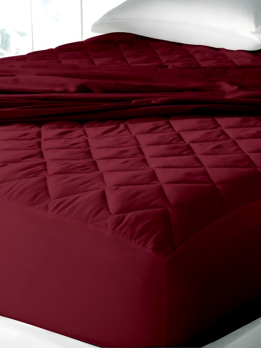 

Comfowell Maroon Cotton Water Resistant Mattress Protector