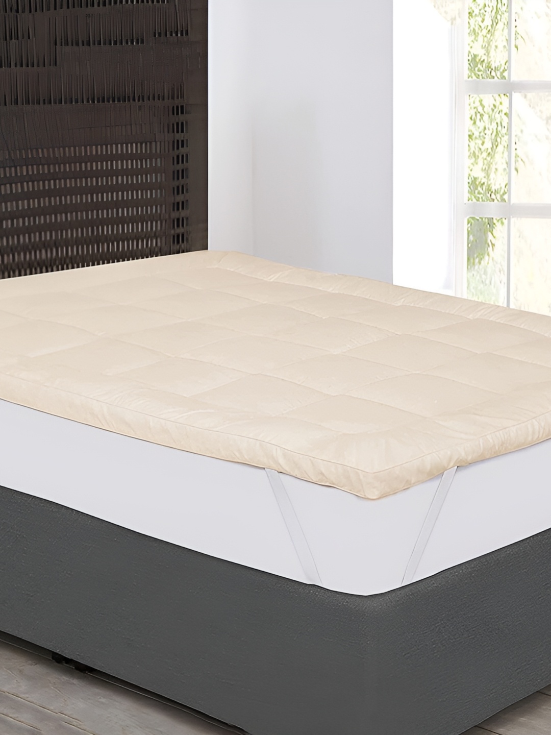 

Comfowell Beige Cotton King Size Water Resistant Mattress Protector