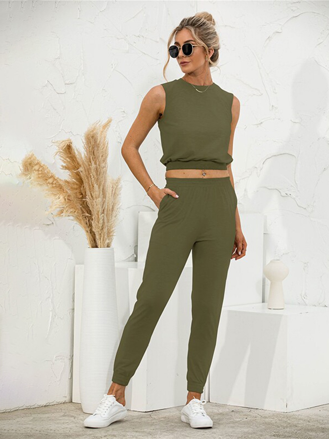 

StyleCast x Revolte Top with Leggings, Green