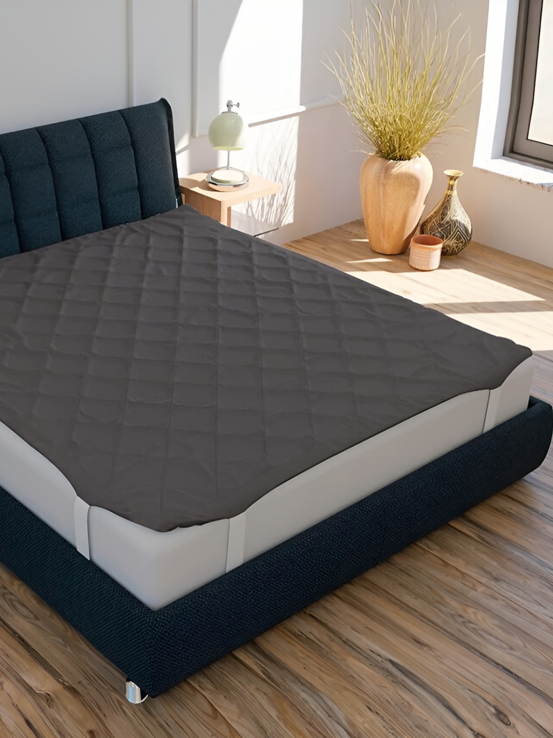 

Comfowell Grey Elastic King Water Resistant Mattress Protector