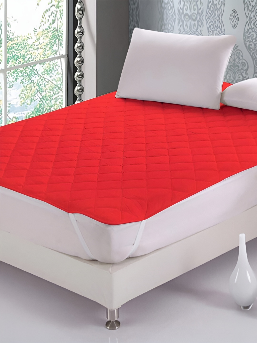 

Comfowell Red Quilted Elastic Strap King Size Water Resistant Mattress Protector
