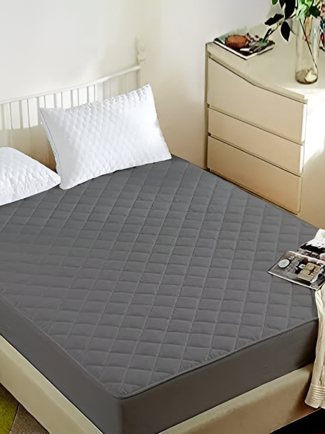 

Comfowell Grey Water Resistant Fitted Mattress Protector