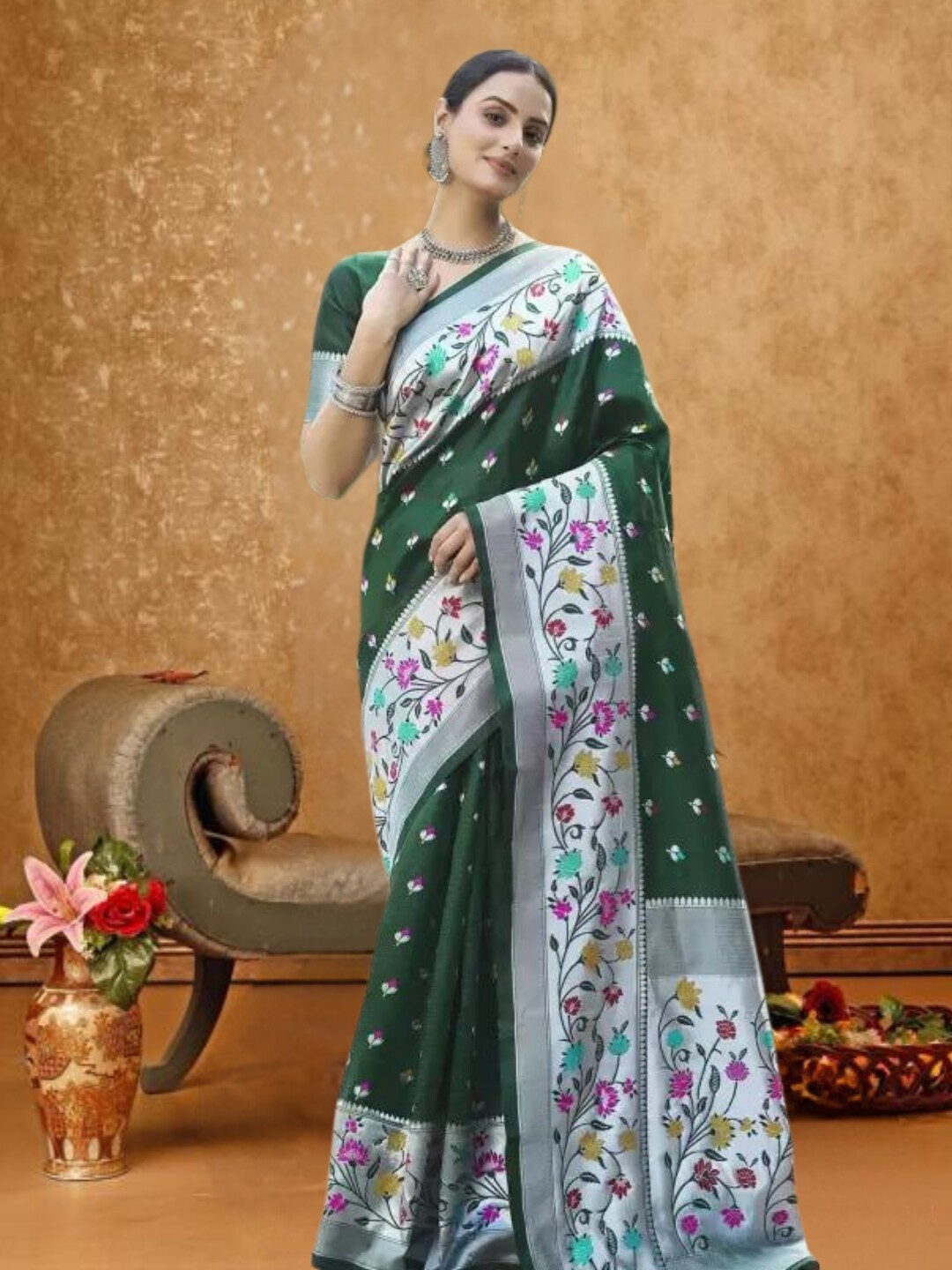 

MAGMINA Ethnic Motifs Woven Design Zari Paithani Saree, Green