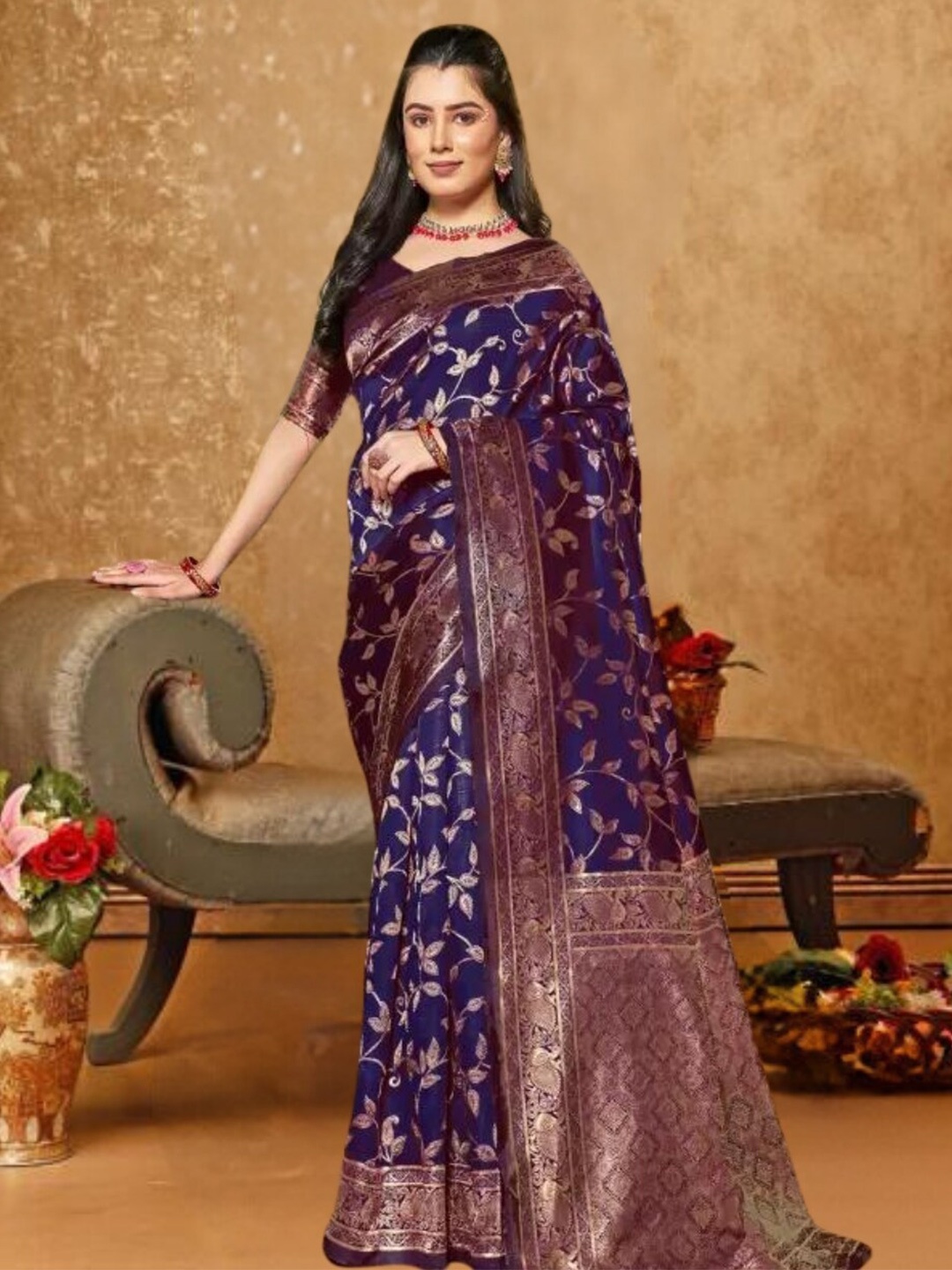 

MAGMINA Floral Woven Design Zari Banarasi Saree, Navy blue