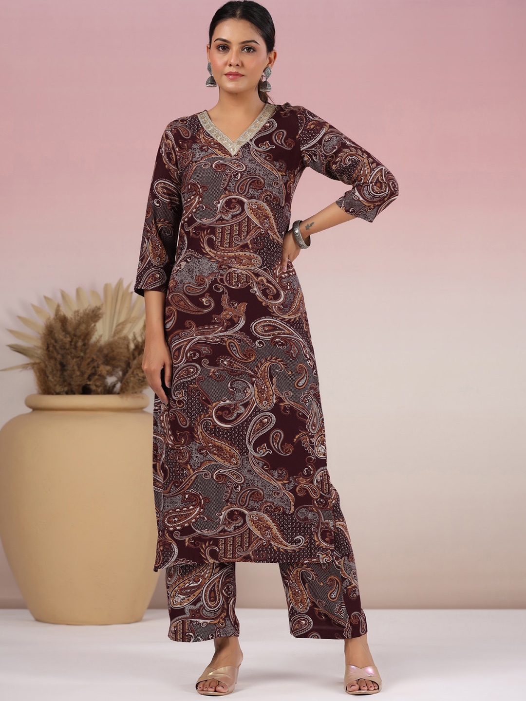 

KALINI Paisley Printed Straight Kurta with Palazzos, Magenta