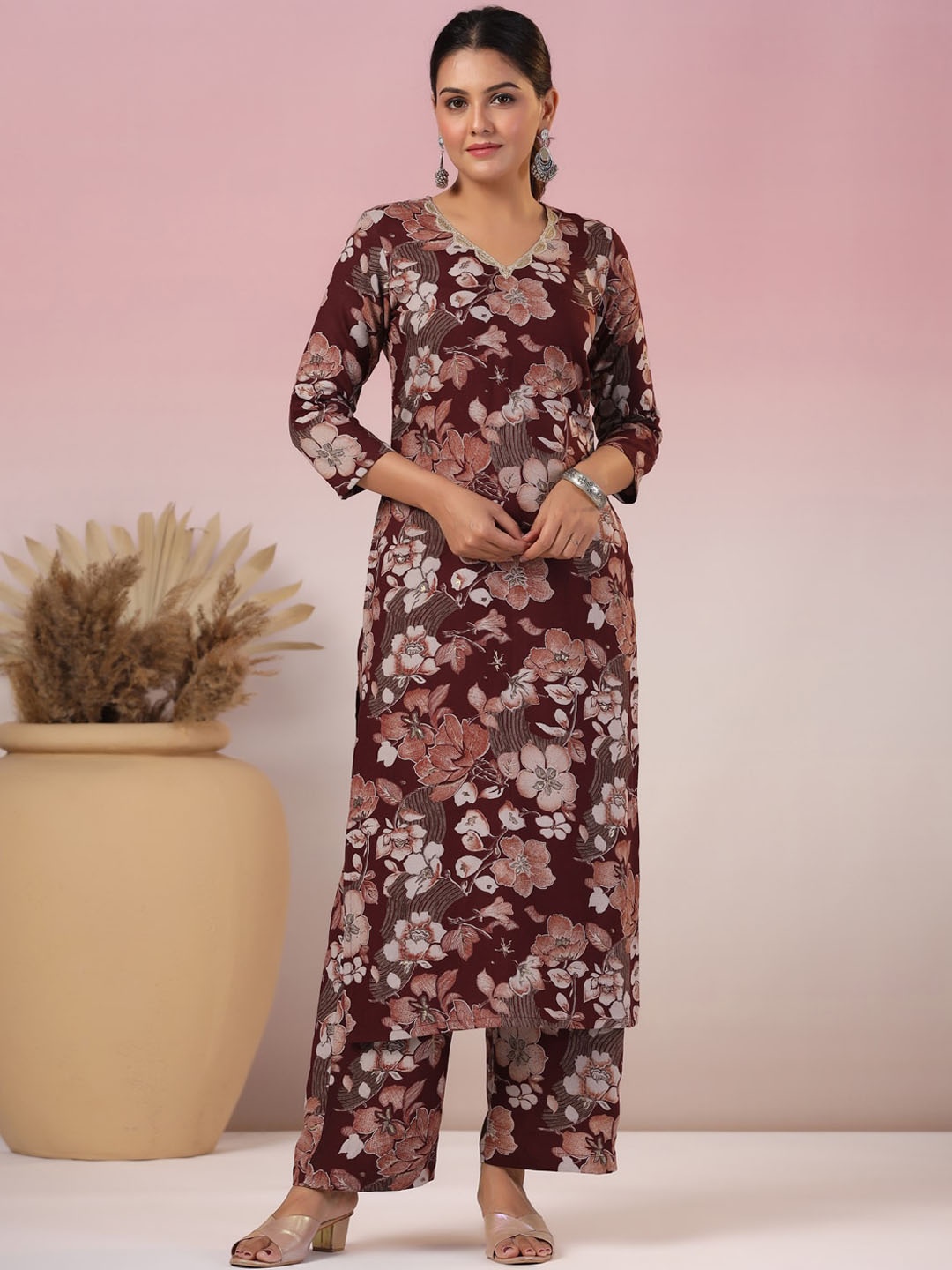 

KALINI Floral Printed Straight Kurta with Palazzos, Magenta