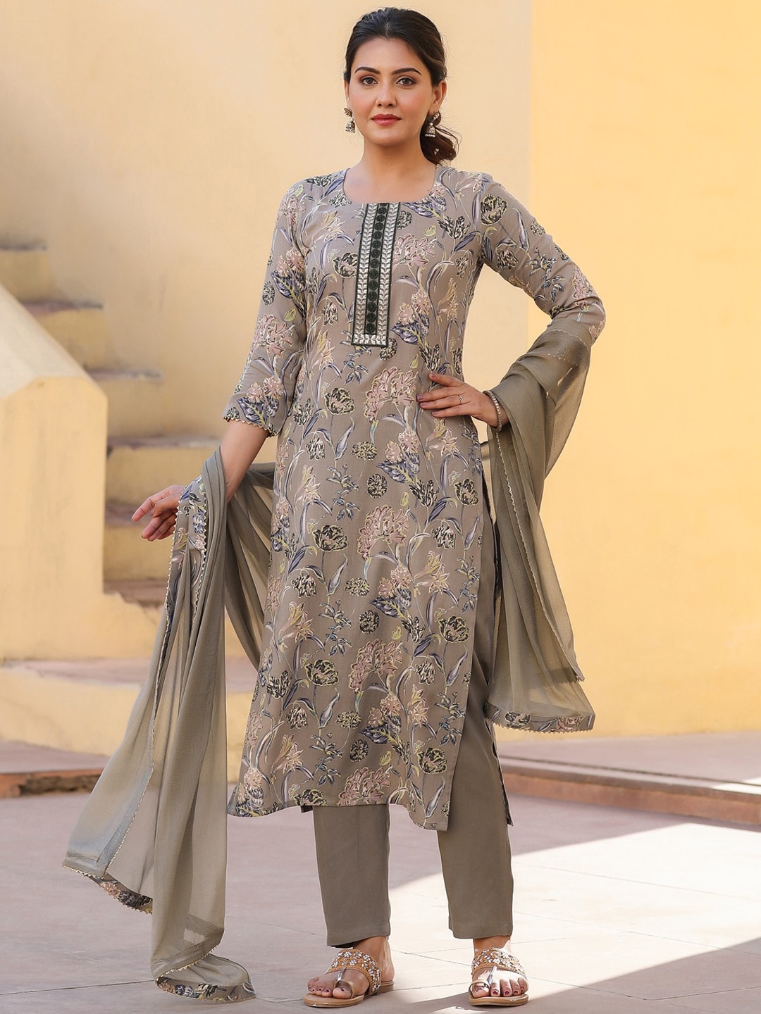 

KALINI Floral Printed Kurta & Trousers With Dupatta, Grey