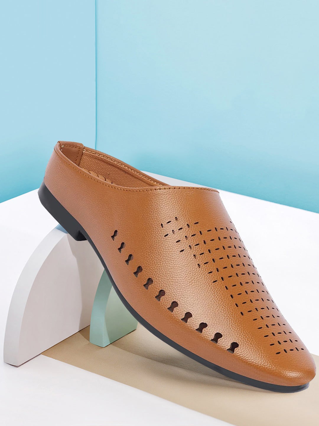 

FAUSTO Boys Perforations Lightweight Mule Sneakers, Tan