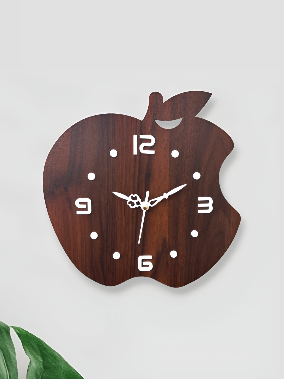 

FASTQT White & Brown Abstract Shaped Textured Wooden Contemporary Wall Clock