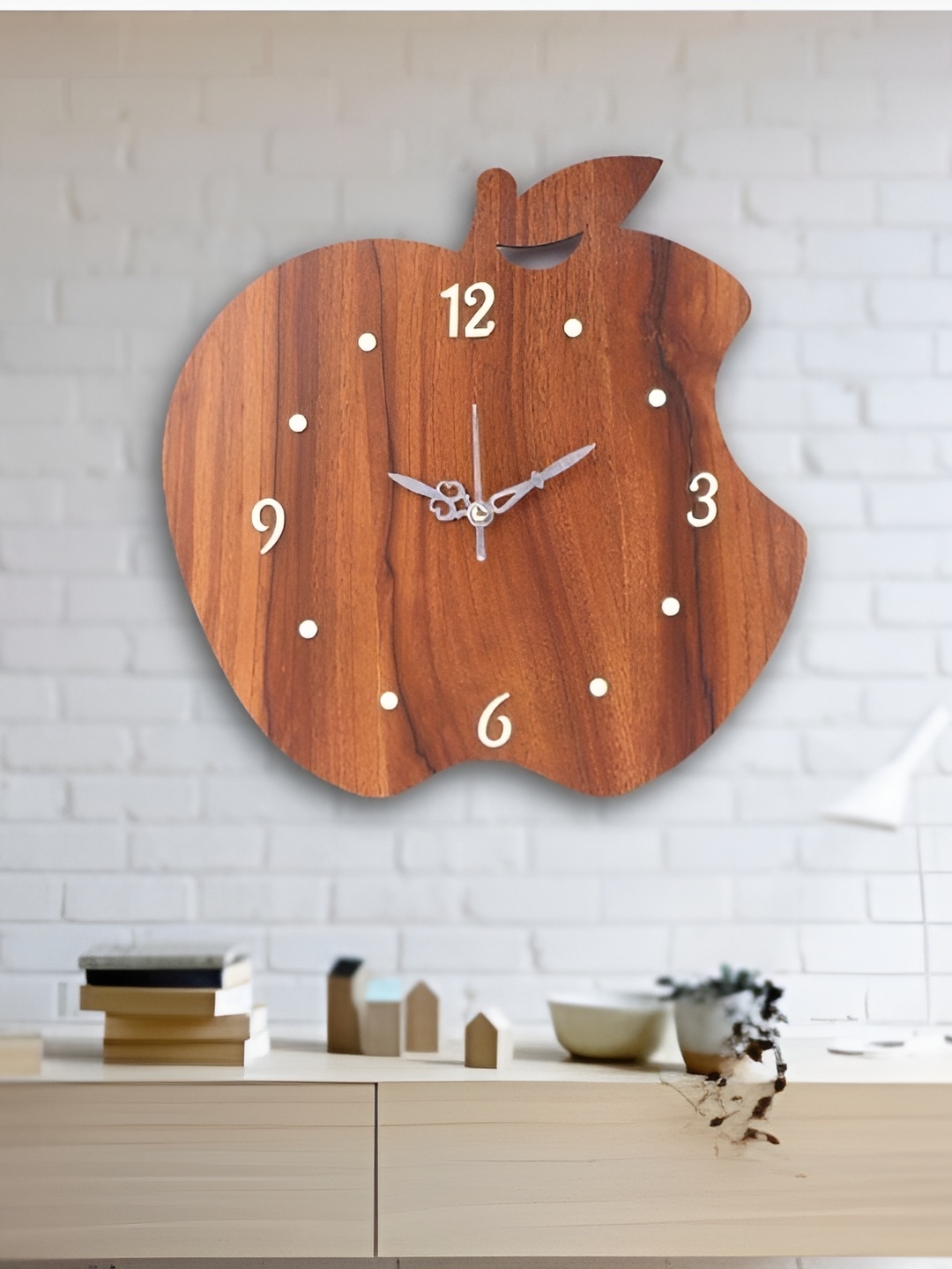 

FASTQT Brown & White Textured Wooden Contemporary Wall Clock