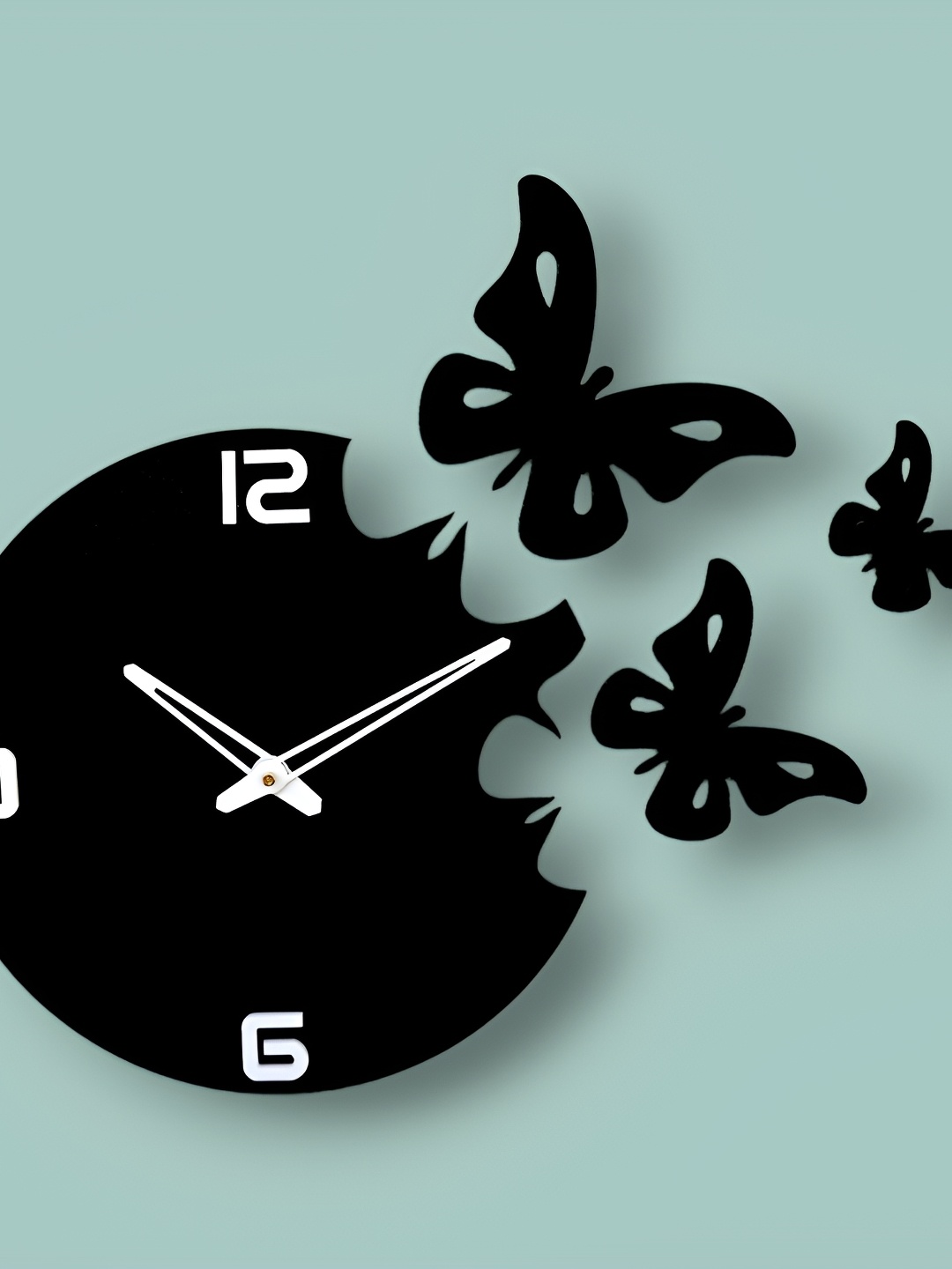 

FASTQT Black & White Textured Analogue Wooden Contemporary Wall Clock